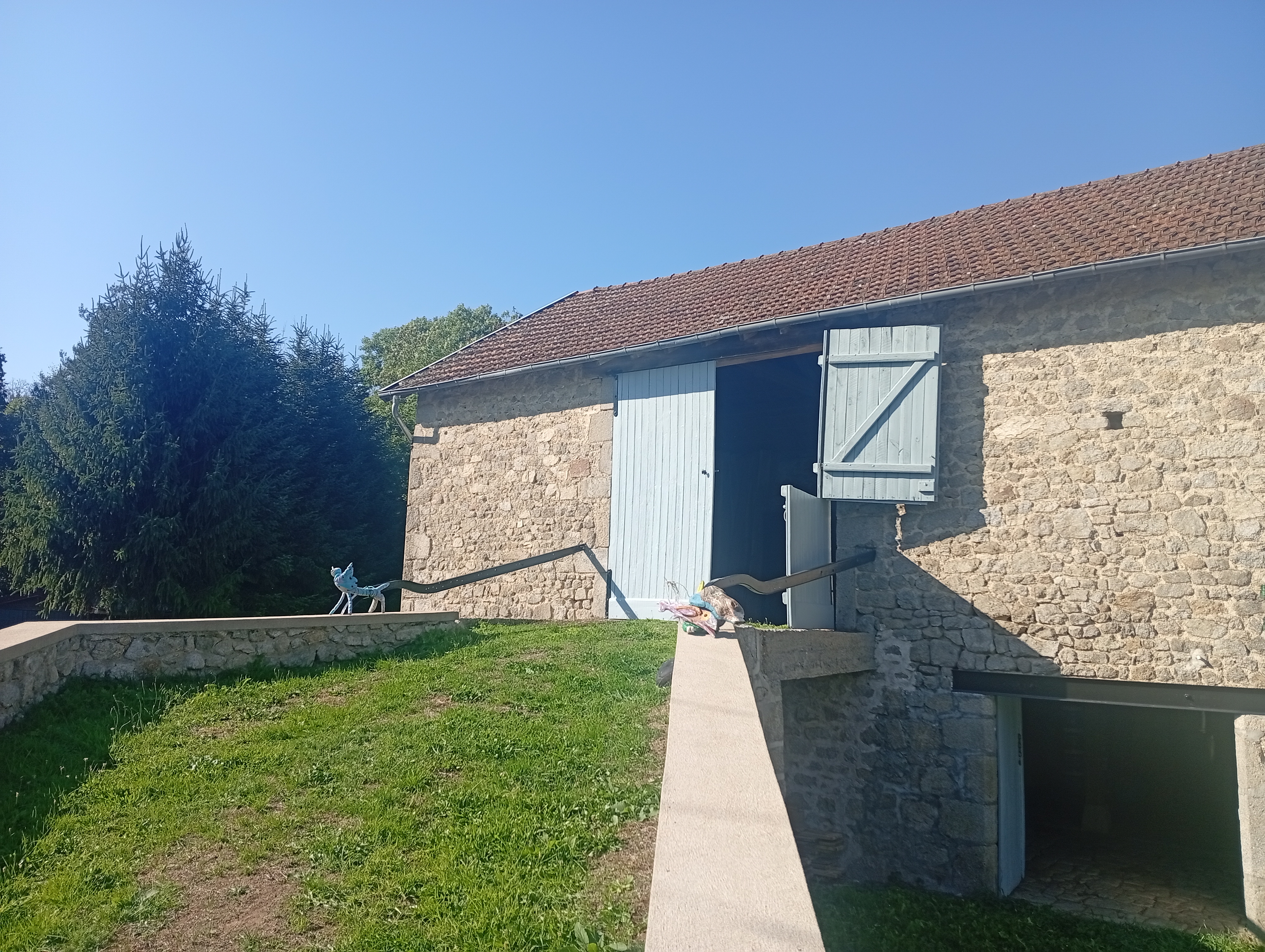 Insertion paysagère d’une transformation de grange en habitation à Moutier-Rozeille réalisée par BATICAD 3D